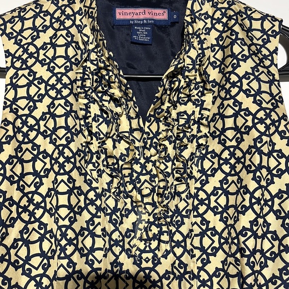 Vineyard Vines 100% Silk Geometric Ruffle Detail Printed Dress Size 0 - Picture 3 of 8